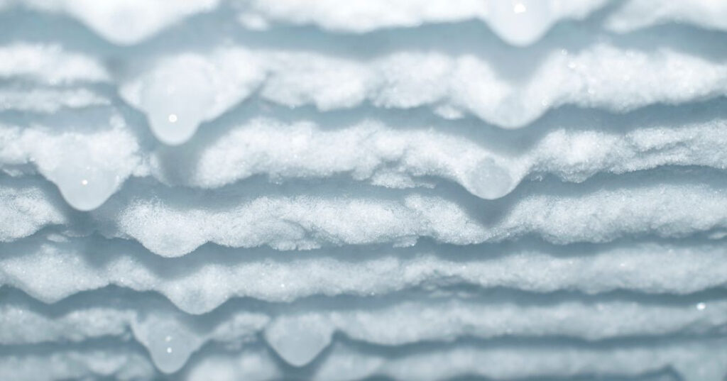 formacao de gelo nas paredes ou evaporador